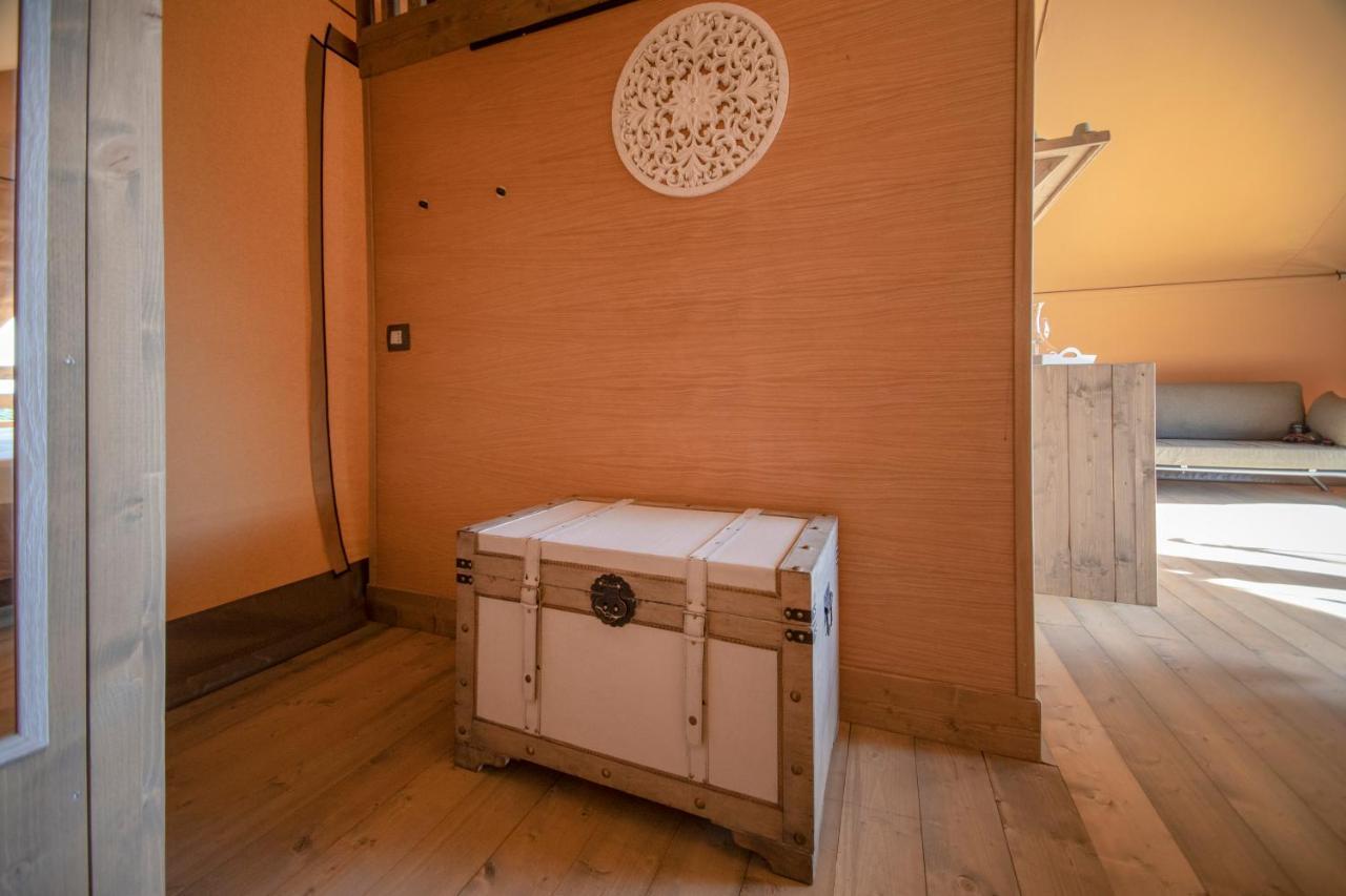 Glamping Debbiare Hotel Riparbella Exterior photo
