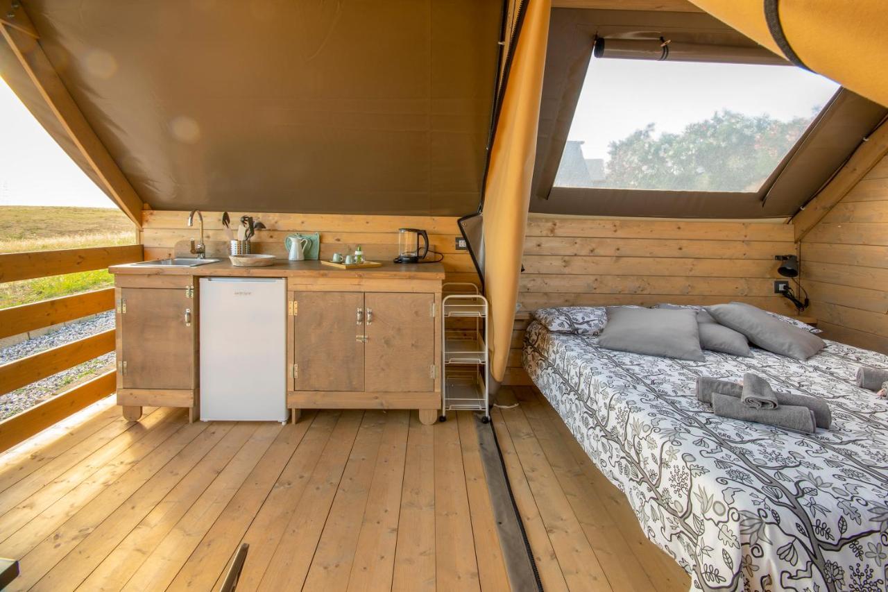 Glamping Debbiare Hotel Riparbella Exterior photo