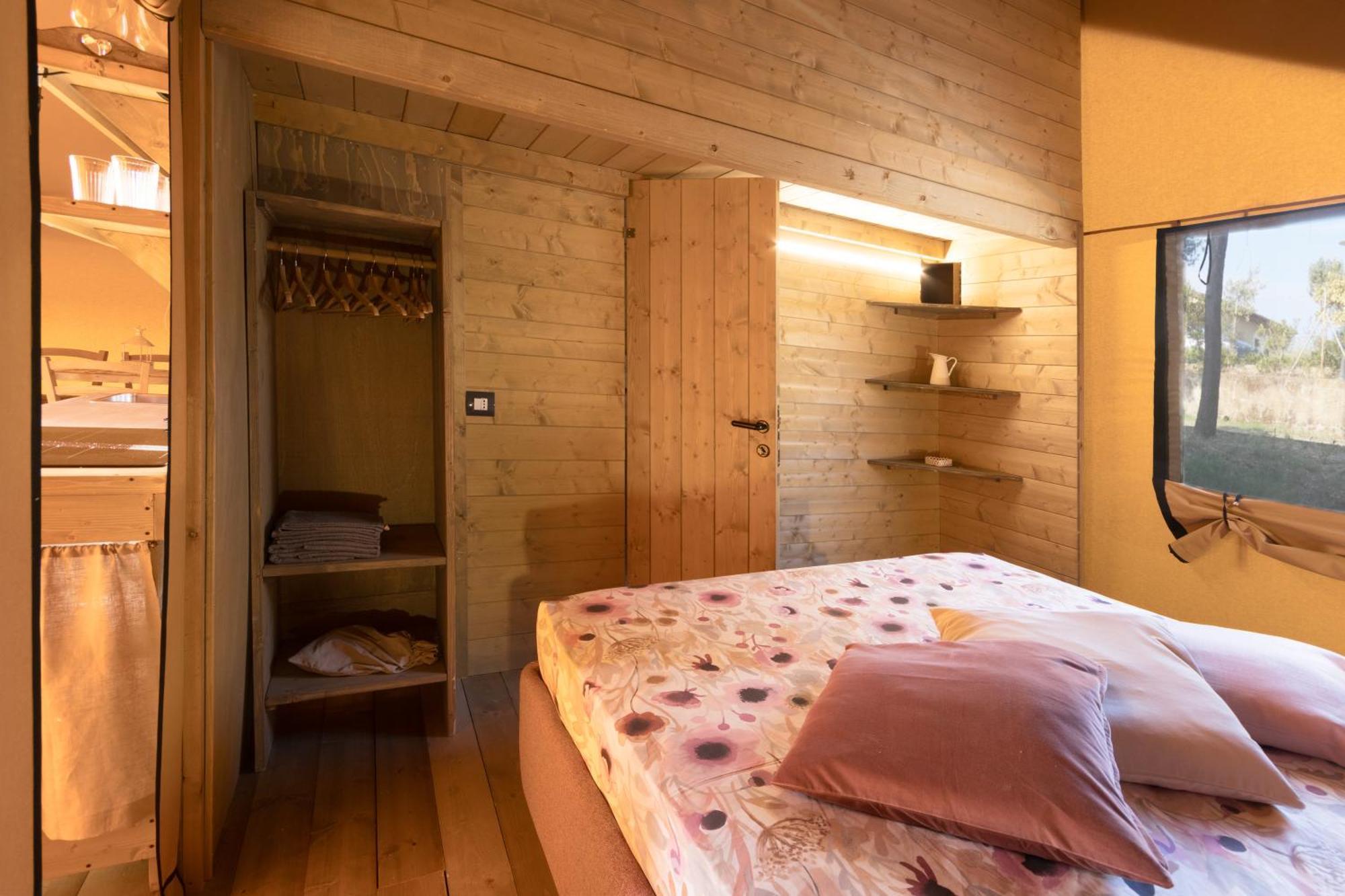 Glamping Debbiare Hotel Riparbella Exterior photo