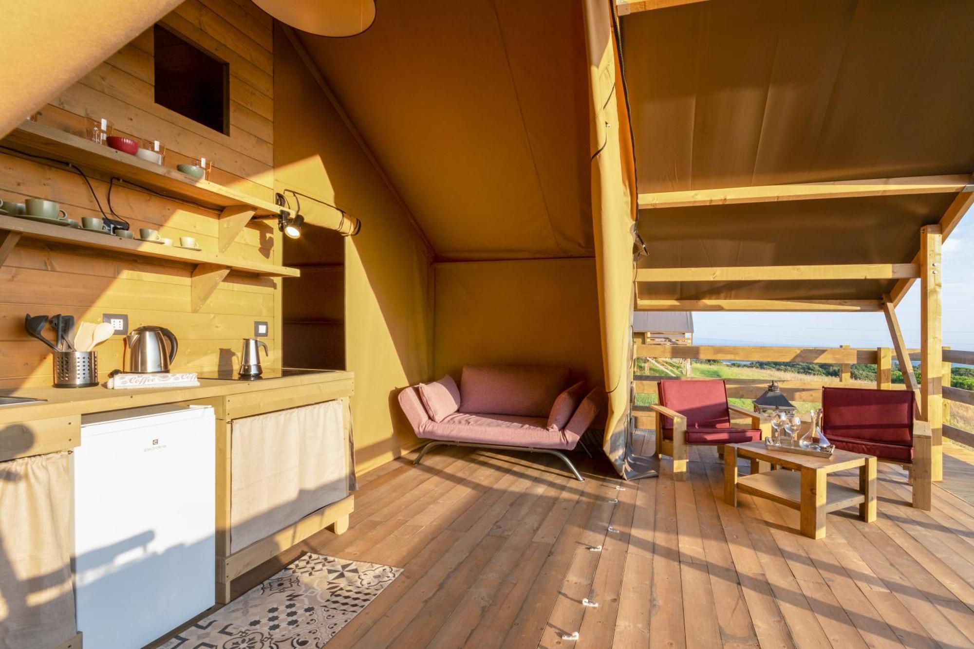 Glamping Debbiare Hotel Riparbella Exterior photo